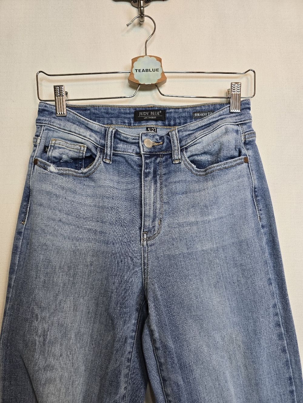 Judy Blue High Rise 90's Straight Fit Jeans In Light Wash JB82502 5/27 - Picture 9 of 15
